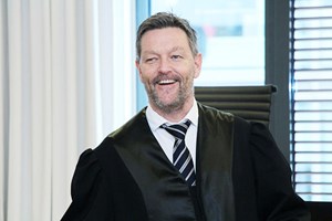 Advokat Kjetil Edvardsen i retten i Stendi-saka